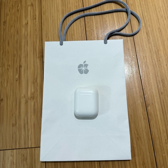 Apple Other - Apple AirPods 1st Gen - Right AirPod and Case Only